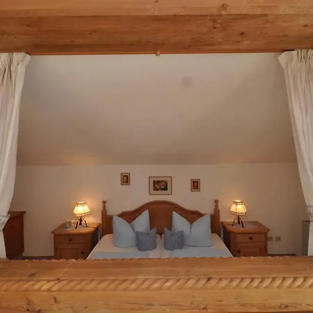 Reiser Apartment